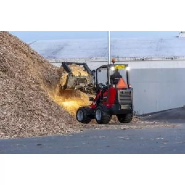 Мини челен товарач Norcar a7750, Kubota, 49.6 к.с., 400 бара, Kubota - продажба