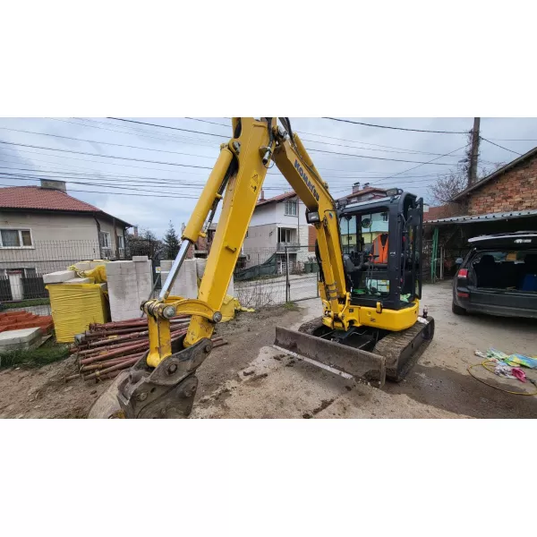 Употребяван мини багер Komatsu PC30MR-5 2021