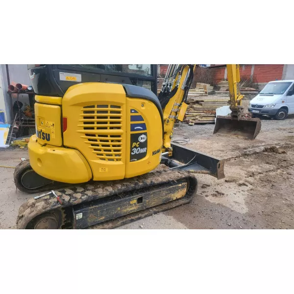 Употребяван мини багер Komatsu PC30MR-5 2021