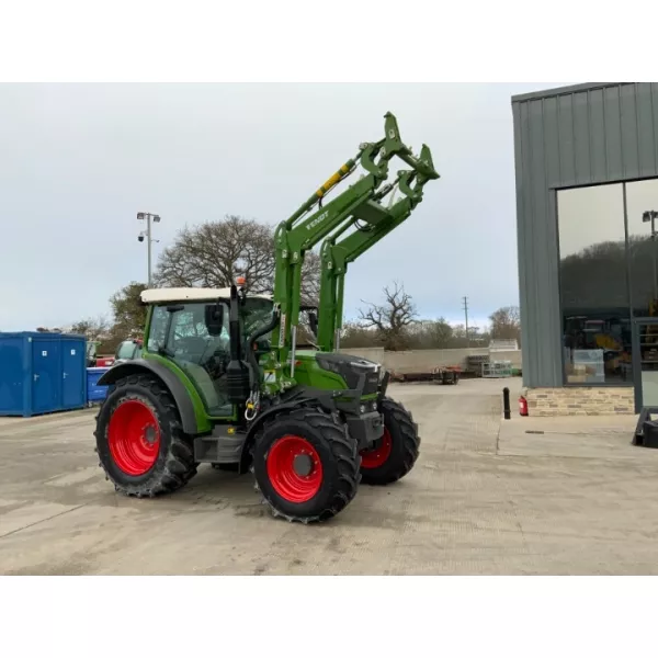 Употребяван трактор Fendt 211 Power 2022