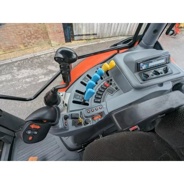 Употребяван трактор Kubota M7-152 2019