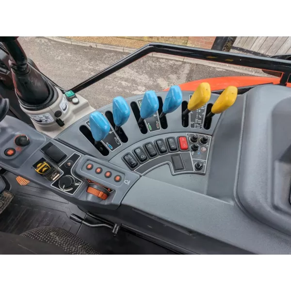 Употребяван трактор Kubota M7-152 2019