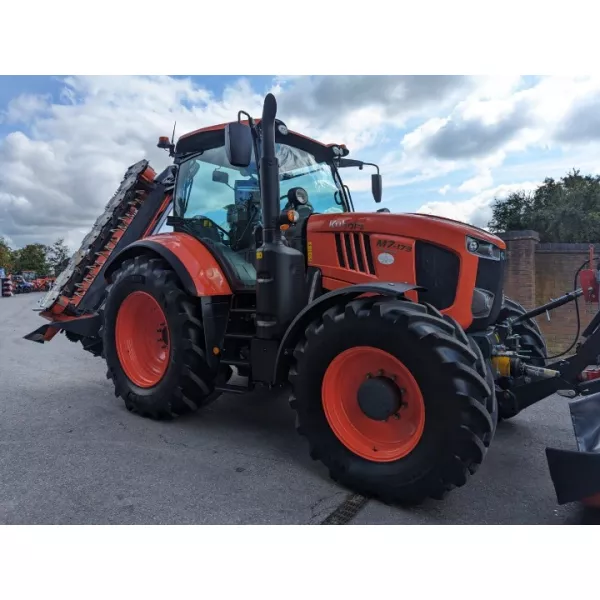 Употребяван трактор Kubota M7-173 2022