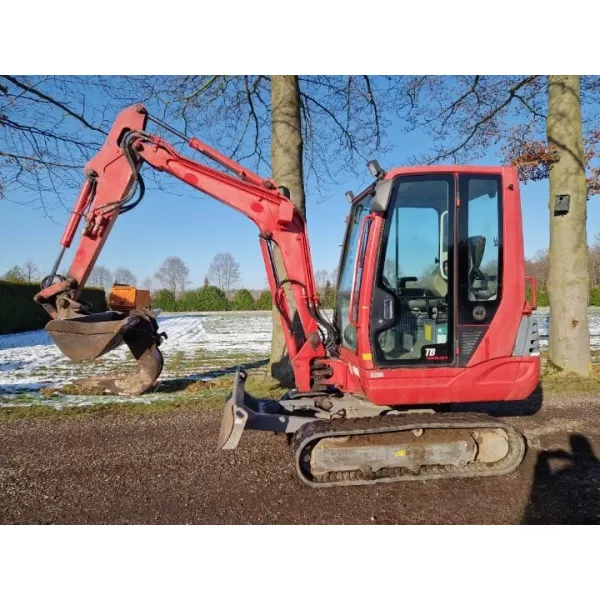 Употребяван мини багер Takeuchi TB228 2010, 2875 мм