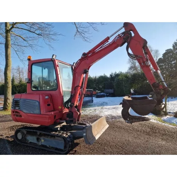 Употребяван мини багер Takeuchi TB228 2010, 2875 мм