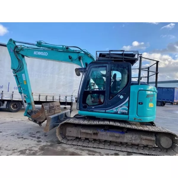 Употребяван верижен багер Kobelco SK140SRLC-5 2017