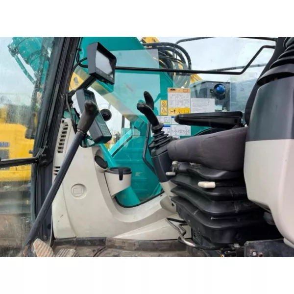 Употребяван верижен багер Kobelco SK140SRLC-5 2017