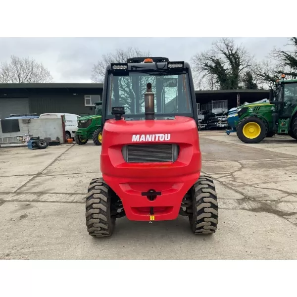 Употребяван дизелов мотокар Manitou MC18-4 2021 374