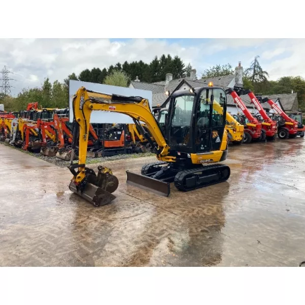 Употребяван мини багер JCB 8026 CTS 2019, 3050 мм