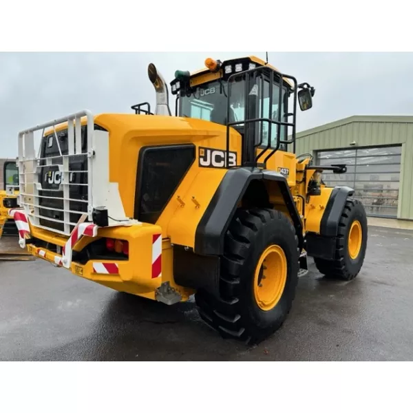 Употребяван челен товарач JCB 437 ZX 2021