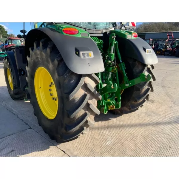 Употребяван трактор John Deere 6195R Premium Edition 2022