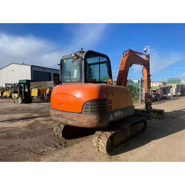 Употребяван мини багер Doosan DX55 2010, 3800 мм