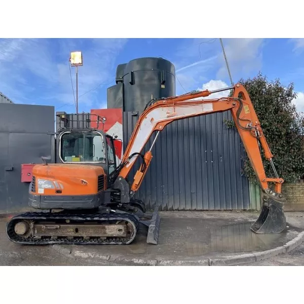 Употребяван мини багер Doosan DX85 2013, 4175 мм