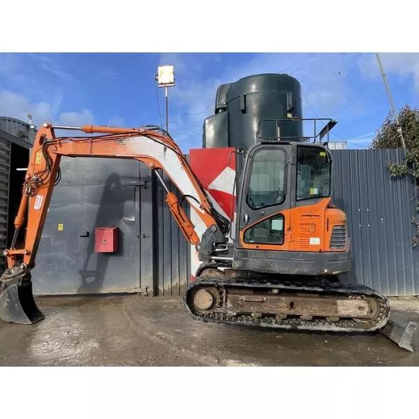 Употребяван мини багер Doosan DX85 2013, 4175 мм