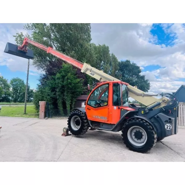 Употребяван телескопичен товарач JLG 4013 2006