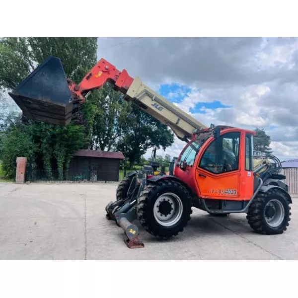 Употребяван телескопичен товарач JLG 4013 2006