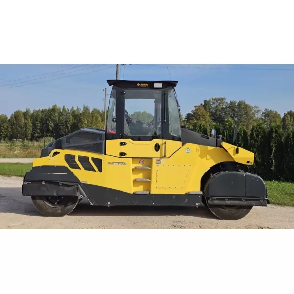 Употребяван пневматично колесен багер Bomag BW28RH 2019