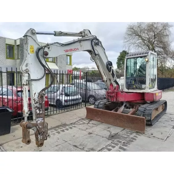 Употребяван мини багер Takeuchi TB180FR 2008, 4545 мм