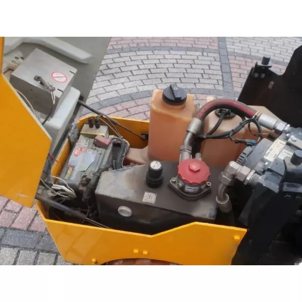 Употребяван траншеен валяк Ammann Rammax1575 2014