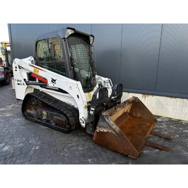 Употребяван мини верижен товарач Bobcat T450 2020