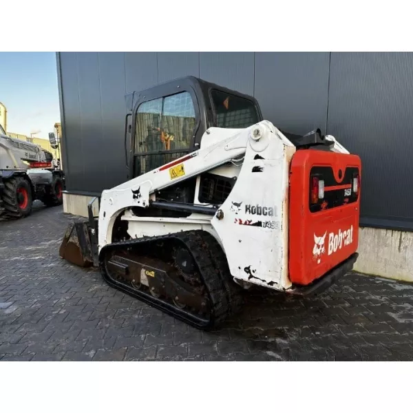 Употребяван мини верижен товарач Bobcat T450 2020