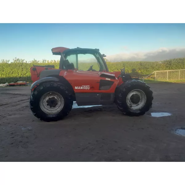 Употребяван телескопичен товарач Manitou MLT634-120 2011