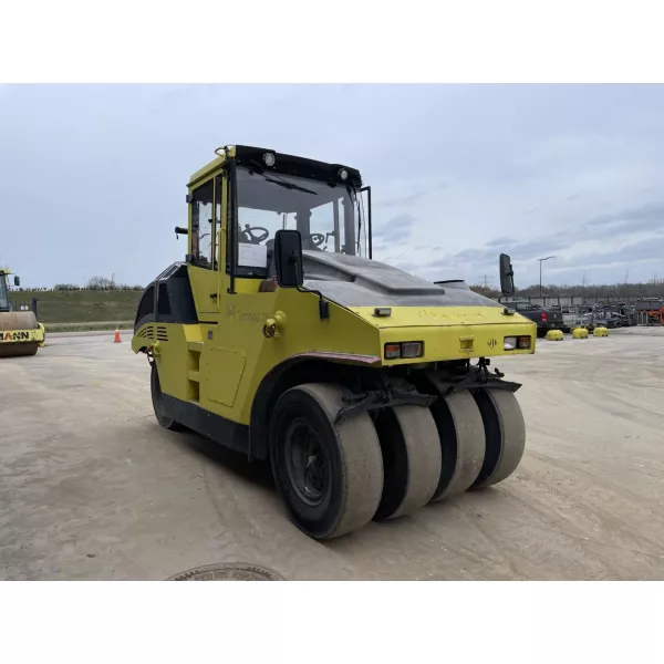 Употребяван пневматично колесен багер Bomag BW24 RH 2006