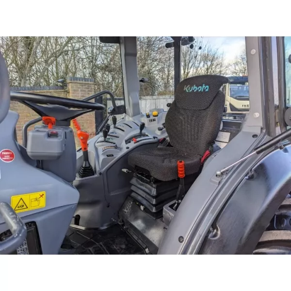 Употребяван трактор Kubota M5101 2020