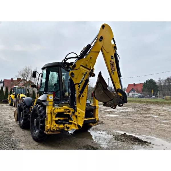 Употребяван комбиниран багер New Holland B115C 2018