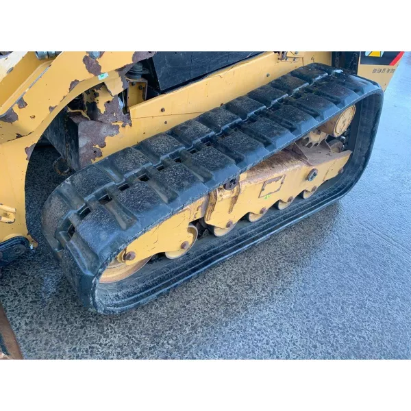 Употребяван мини верижен товарач Caterpillar 229D 2014