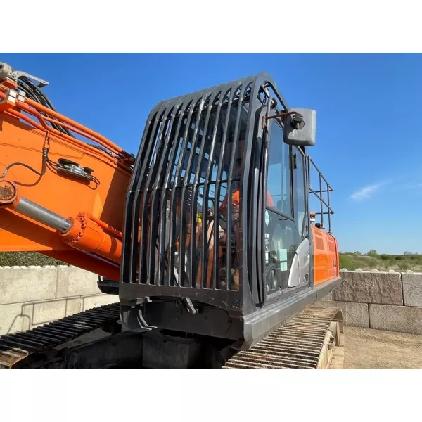 Употребяван верижен багер Hitachi ZX350LC-5B 2015