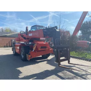 Употребяван телескопичен товарач Manitou MRT2150  2005