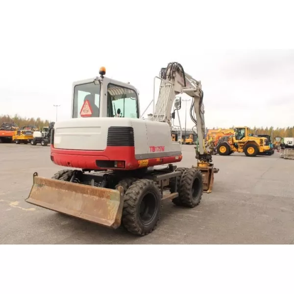 Употребяван колесен багер Takeuchi TB175W 2010