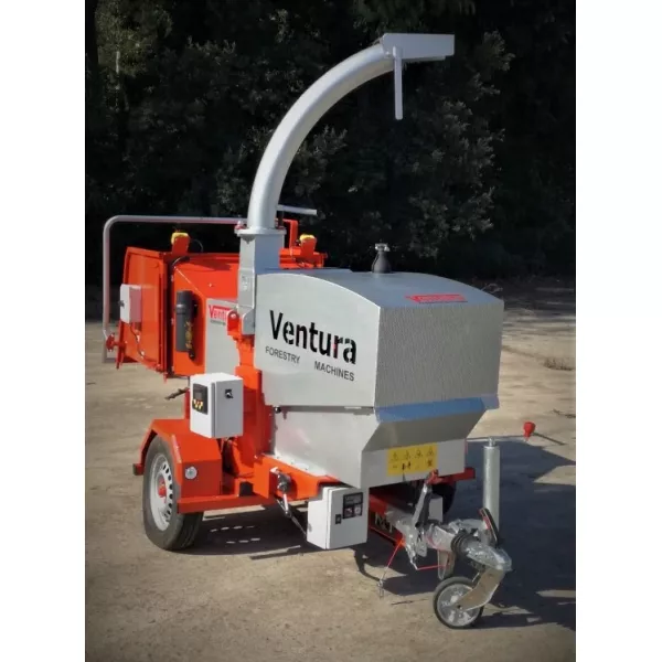 Дробилка за клони Ventura A.T.V. 155, 155 мм, 50-120 мм, Kubota D1105, 4-10 м3/час - продажба