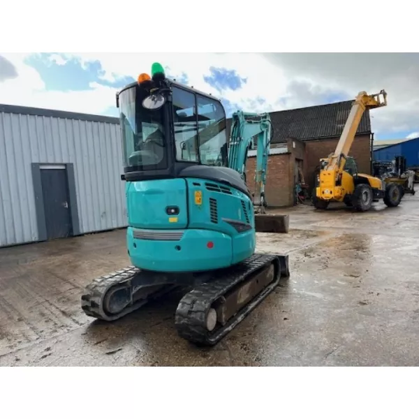 Употребяван мини багер Kobelco SK28SR-6 2018, 2590 мм