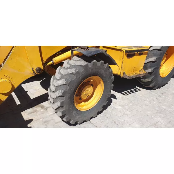 Комбиниран багер Komatsu WB93 2006, НЕ