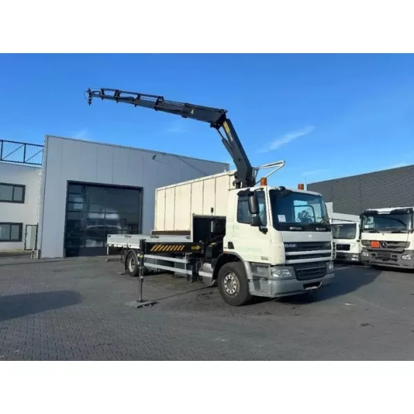 Употребяван камион с кран Daf CF75.250 2009 [