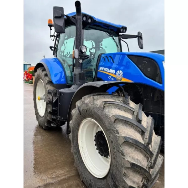 Употребяван трактор New Holland T7.260 2023