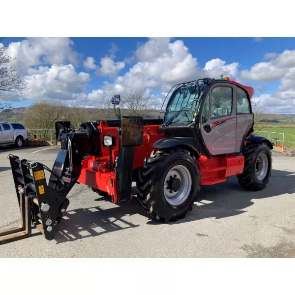 Употребяван телескопичен товарач Manitou MT1440 2023