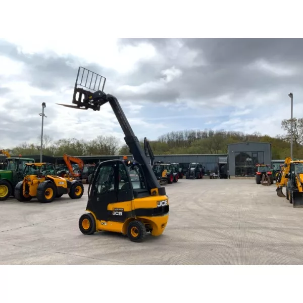 Употребяван дизелов мотокар JCB TLD 30D 2019 6757