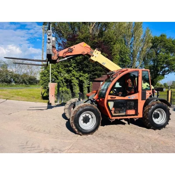 Употребяван телескопичен товарач JLG 266 2008 6300