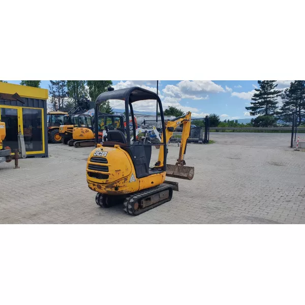 Употребяван мини багер JCB 8014 CTS 2011 1402, 2357 мм