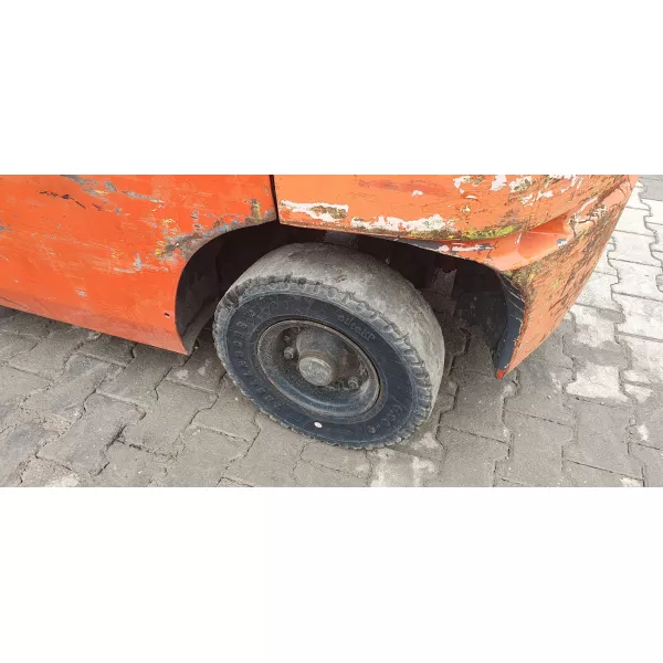 Газокар Toyota 42-7FGF25 2004 21518