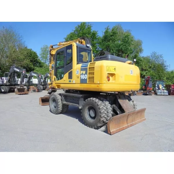 Колесен багер Komatsu PW160-8 2014