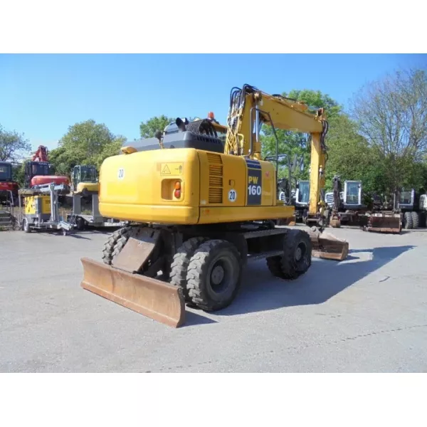 Колесен багер Komatsu PW160-8 2014