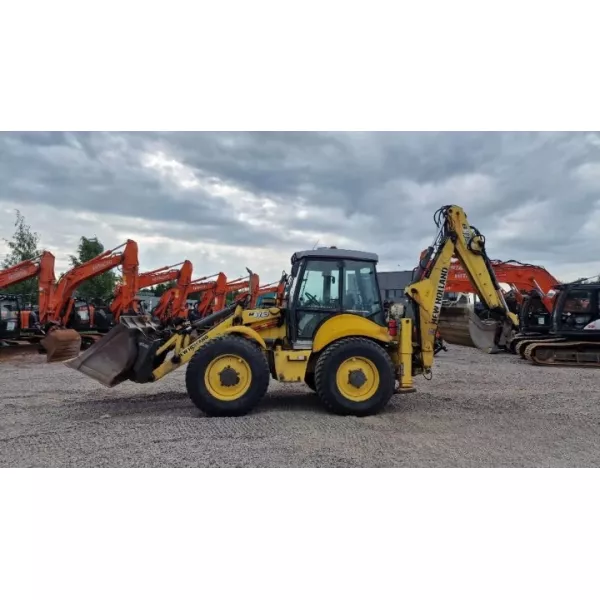 Употребяван комбиниран багер New Holland B115 2008