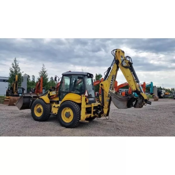 Употребяван комбиниран багер New Holland B115 2008