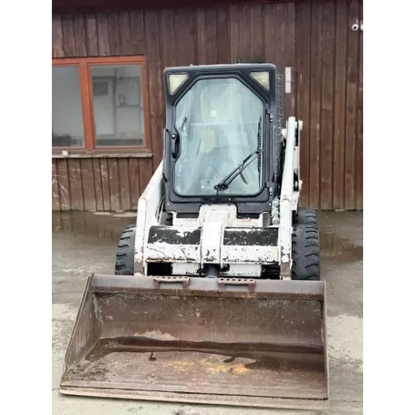 Употребяван мини колесен товарач Bobcat S130 2011