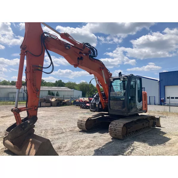 Употребяван верижен багер Hitachi ZX135US-3 2012, 14300 кг.