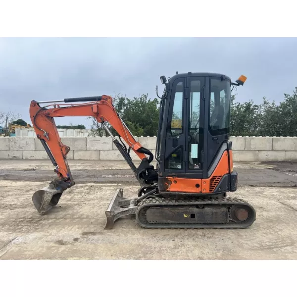 Употребяван мини багер Hitachi ZX29U-3 CLR 2015, 2590 мм